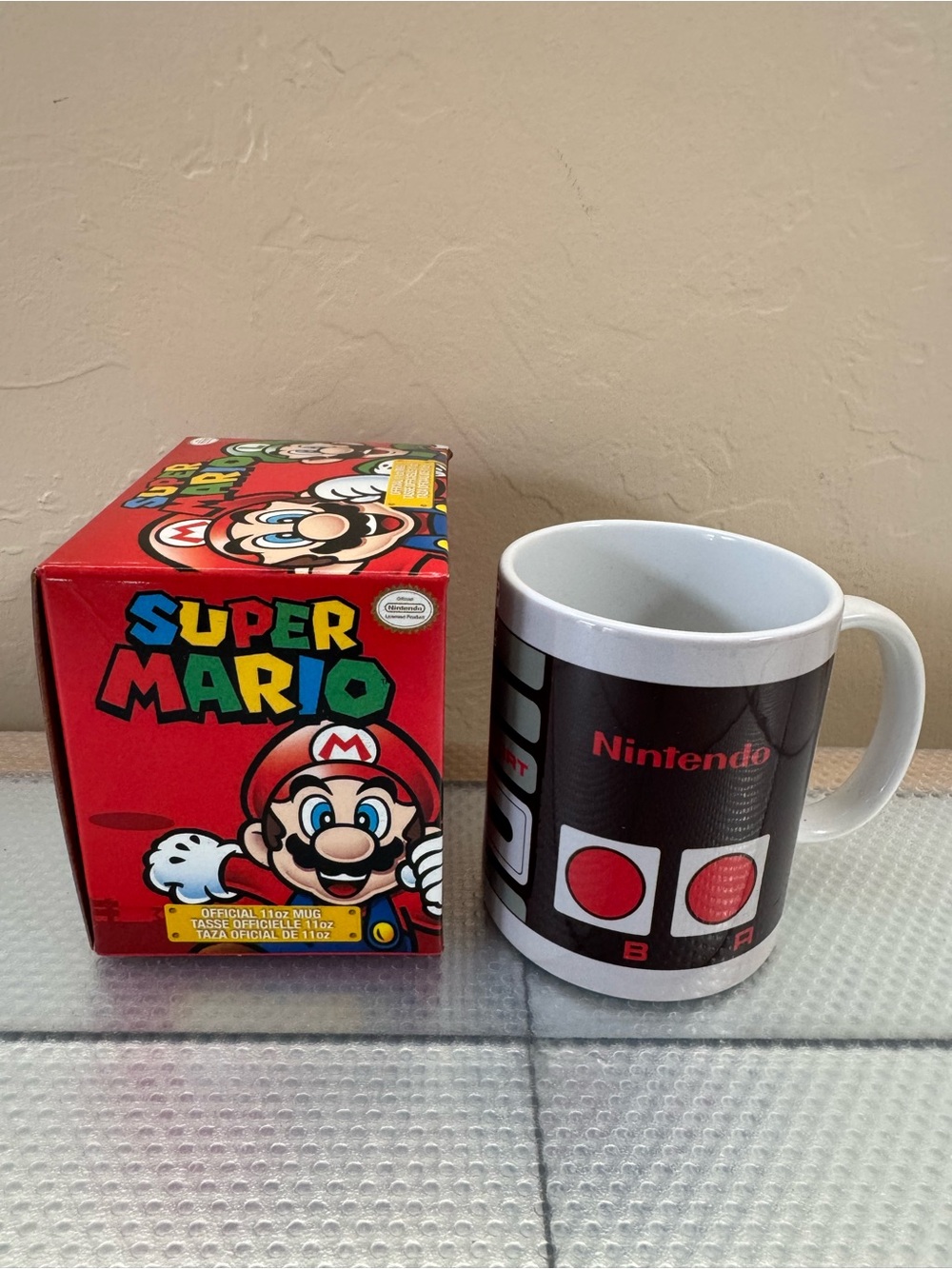 Nintendo Controller Mug (used, good condition)